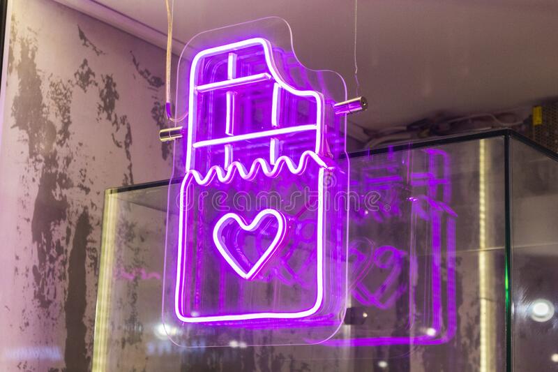 wedding-motif-sign