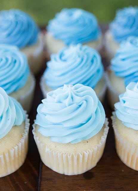 wedding-motif-cupcake