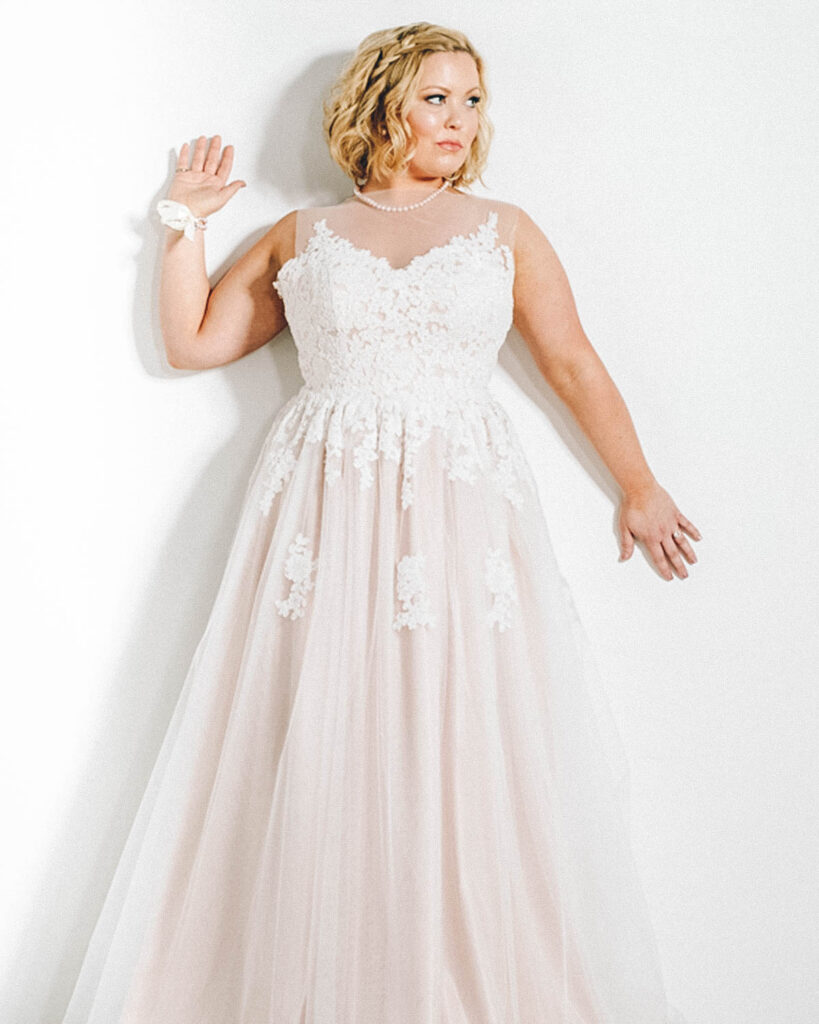 Wedding Dresses for Short, Chubby Brides
